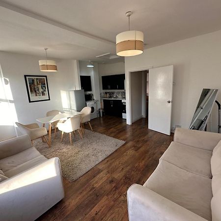 Ferienwohnung One Bed Victorian Flat,10 Min Walk To Paddington, Sleeps 4, Pet-Friendly London Exterior foto